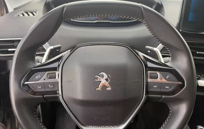 PEUGEOT 5008 PureTech 130ch S&S EAT8 Style photo 12 2131940
