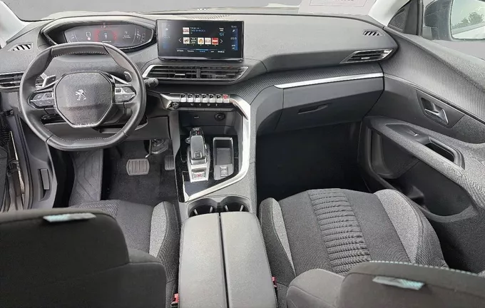 PEUGEOT 5008 PureTech 130ch S&S EAT8 Style photo 17 2131940