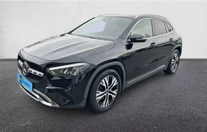 MERCEDES GLA 200 d 8G-DCT Progressive Line extérieur trois quart avant gauche 212658