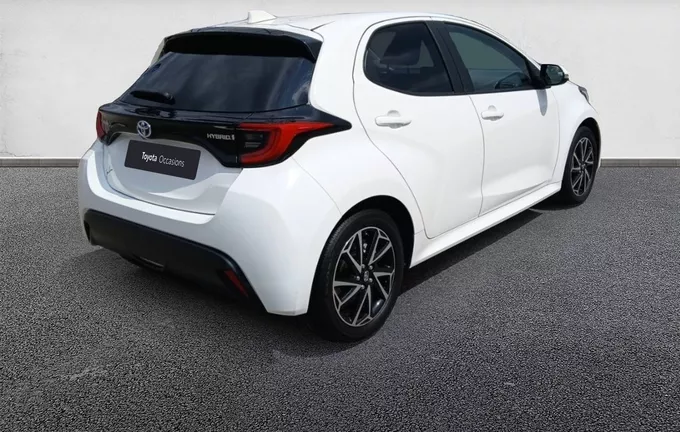 TOYOTA YARIS Hybride 116h Design extérieur trois quart arrière droit 1103797