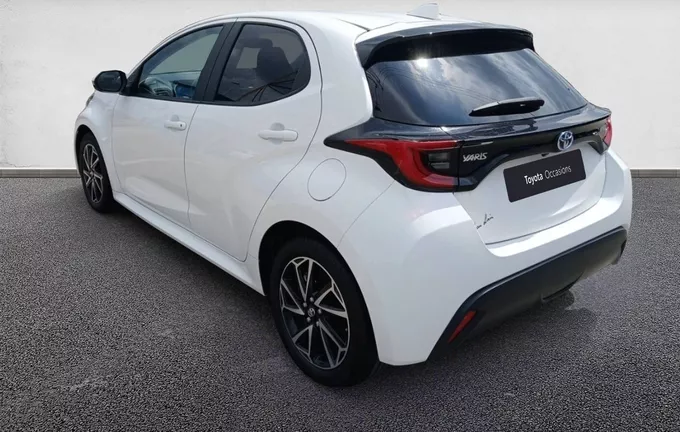 TOYOTA YARIS Hybride 116h Design extérieur trois quart arrière gauche 1103797