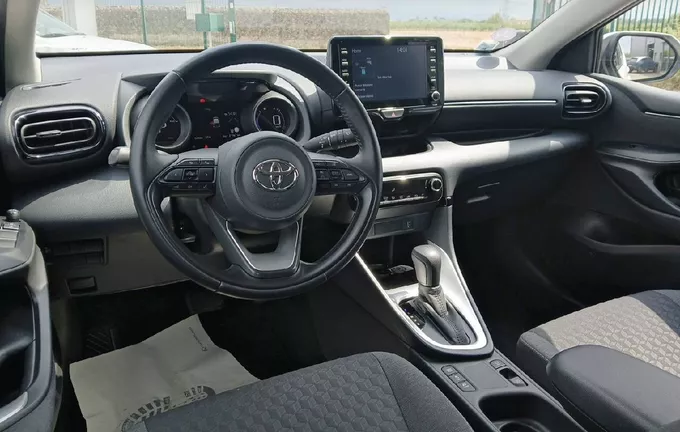TOYOTA YARIS Hybride 116h Design photo 11 1103797