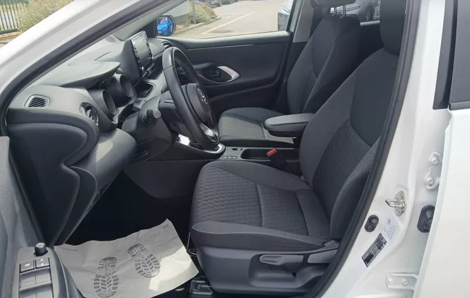 TOYOTA YARIS Hybride 116h Design photo 18 1103797