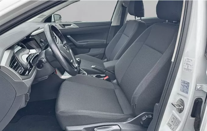 VOLKSWAGEN POLO 1.0 80 S&S BVM5 Lounge extérieur trois quart arrière droit 2127665
