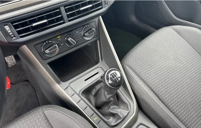 VOLKSWAGEN POLO 1.0 80 S&S BVM5 Lounge photo 16 2127665