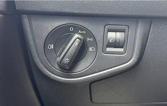 VOLKSWAGEN POLO 1.0 80 S&S BVM5 Lounge photo 20 2127665
