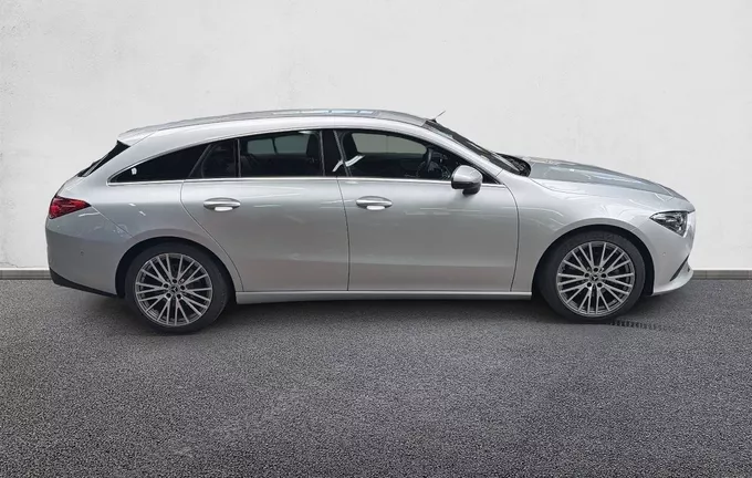 MERCEDES CLA Shooting Brake 200 d 8G-DCT Progressive Line extérieur côté droit 213003