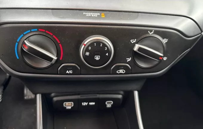 HYUNDAI I20 1.2 79 Initia photo 14 13462