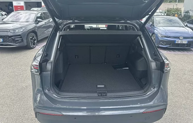 VOLKSWAGEN TIGUAN 1.5 eHybrid 204ch DSG6 VW Edition photo 10 5406