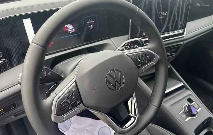 VOLKSWAGEN TIGUAN 1.5 eHybrid 204ch DSG6 VW Edition photo 12 5406