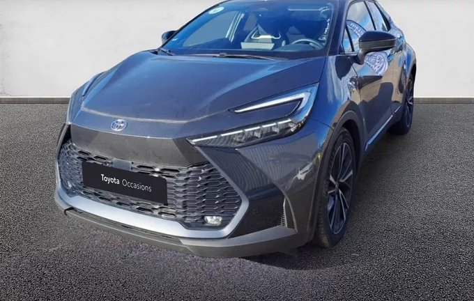 TOYOTA C-HR Hybride 140 Collection extérieur trois quart avant gauche 1102573