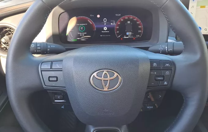TOYOTA C-HR Hybride 140 Collection photo 12 1102573
