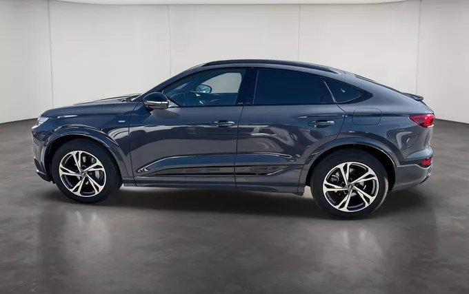 AUDI Q6 E-TRON SPORTBACK 306 ch 100 kWh performance S line extérieur côté gauche 6458