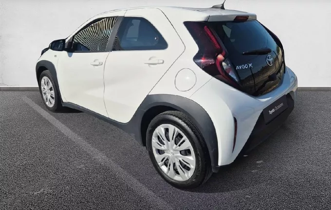 TOYOTA AYGO X 1.0 VVT-i 72 Dynamic extérieur trois quart arrière gauche 1103693