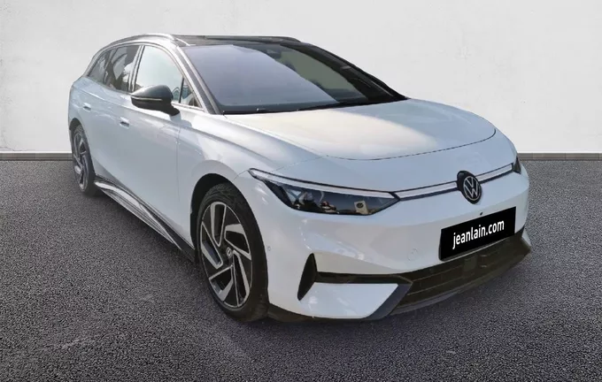 VOLKSWAGEN ID.7 TOURER 286 ch Pro Life Max extérieur trois quart avant droit 9637
