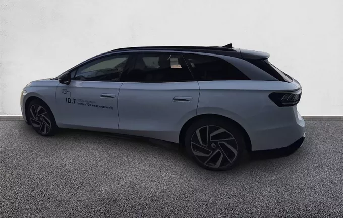 VOLKSWAGEN ID.7 TOURER 286 ch Pro Life Max extérieur côté gauche 9637