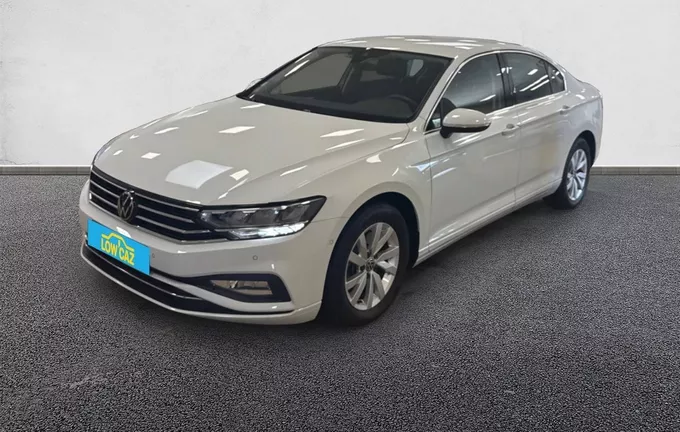VOLKSWAGEN PASSAT 1.5 TSI ACT OPF 150 DSG7 Business extérieur trois quart avant gauche 213406