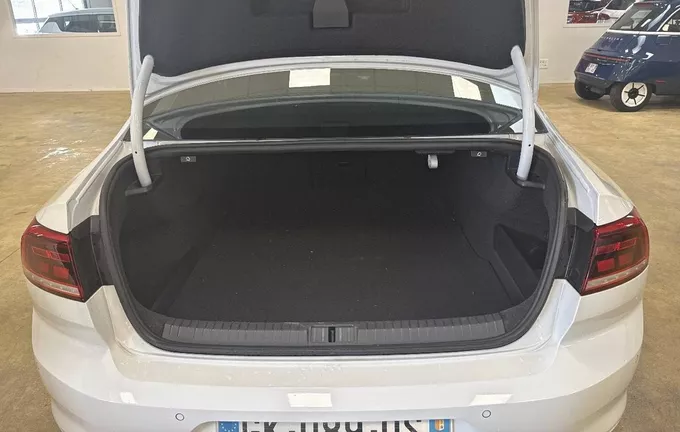 VOLKSWAGEN PASSAT 1.5 TSI ACT OPF 150 DSG7 Business photo 10 213406