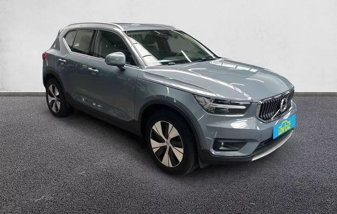 VOLVO XC40 T5 Recharge 180+82 ch DCT7 Business extérieur trois quart avant droit 213503