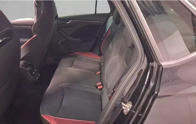 SKODA KAMIQ 1.0 TSI Evo 110 ch DSG7 Monte-Carlo extérieur arrière 2132751