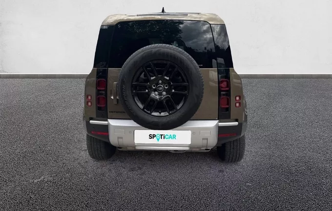 LAND ROVER DEFENDER 110 P400e PHEV BVA8 S extérieur trois quart arrière droit 946308