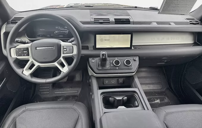LAND ROVER DEFENDER 110 P400e PHEV BVA8 S extérieur côté gauche 946308