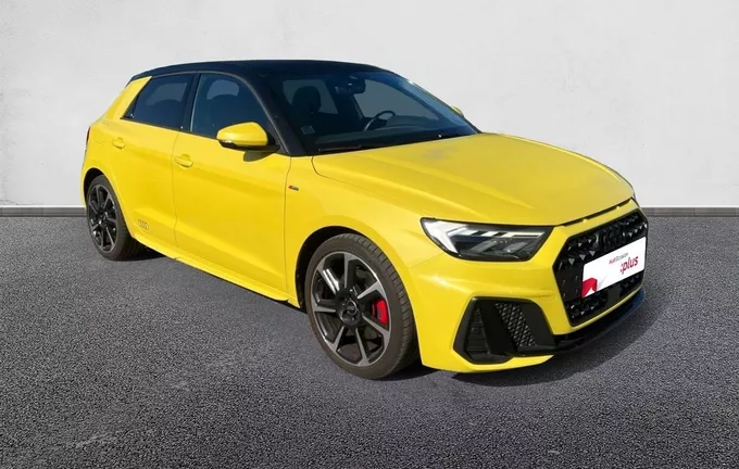 AUDI A1 Sportback 40 TFSI 207 ch S tronic 7 S Line extérieur trois quart avant droit 2128139