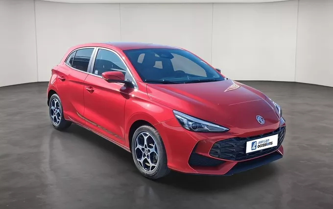 MG MG3 1.5 L Hybrid+ 195 ch Luxury extérieur trois quart avant droit 601308