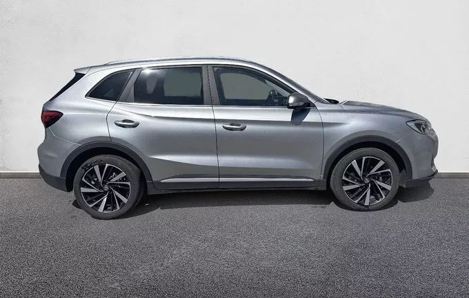 MG ZS 1.5 L Hybrid+ 197 ch Luxury extérieur côté droit 601181