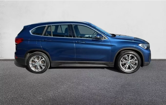BMW X1 xDrive 25e 220 ch BVA6 Business Design extérieur côté droit 213074