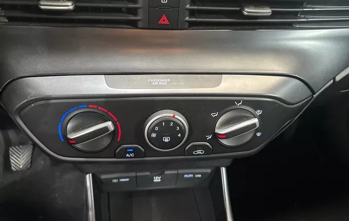 HYUNDAI I20 1.2 84 Initia photo 14 13924