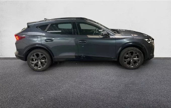CUPRA FORMENTOR 1.5 eTSI Hybrid 150 ch DSG7 V extérieur côté droit 2132426