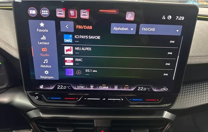 CUPRA FORMENTOR 1.5 eTSI Hybrid 150 ch DSG7 V photo 18 2132426