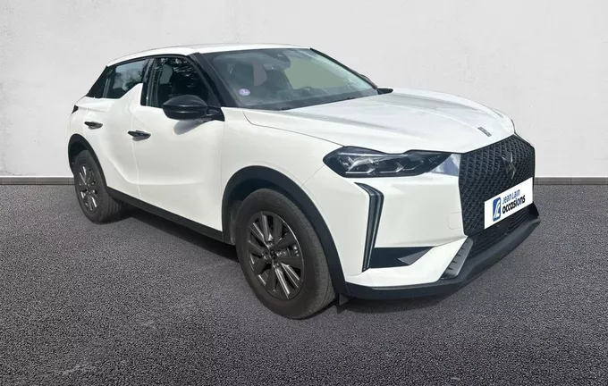 DS DS3 Crossback PureTech 130 EAT8 Bastille extérieur trois quart avant droit 2130055