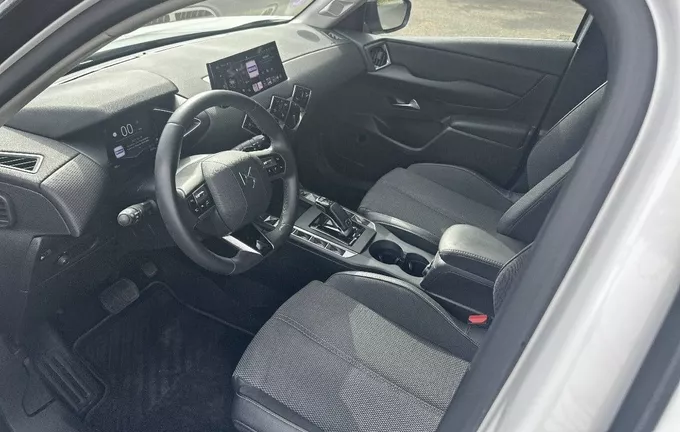DS DS3 Crossback PureTech 130 EAT8 Bastille photo 11 2130055