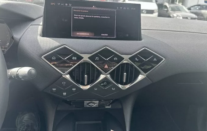 DS DS3 Crossback PureTech 130 EAT8 Bastille photo 14 2130055