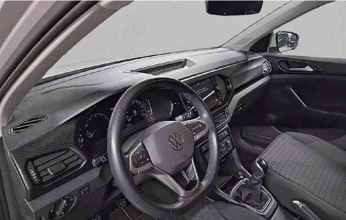 VOLKSWAGEN T-CROSS 1.0 TSI 95 Start/Stop BVM5 Life Tech photo 13 2126174