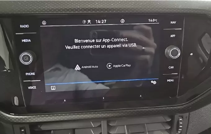 VOLKSWAGEN T-CROSS 1.0 TSI 95 Start/Stop BVM5 Life Tech photo 15 2126174