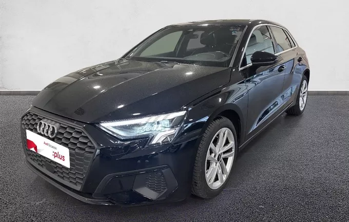 AUDI A3 Sportback 30 TDI 116 S tronic 7 Business line extérieur trois quart avant gauche 2131234