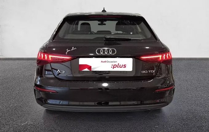 AUDI A3 Sportback 30 TDI 116 S tronic 7 Business line extérieur arrière 2131234