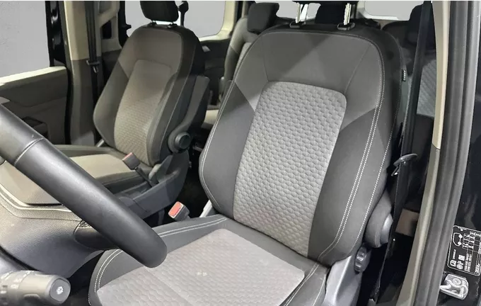 VOLKSWAGEN UTILITAIRES CARAVELLE 2.0 TDI 150 Long BVA8 4Motion Life extérieur trois quart arrière droit 106326