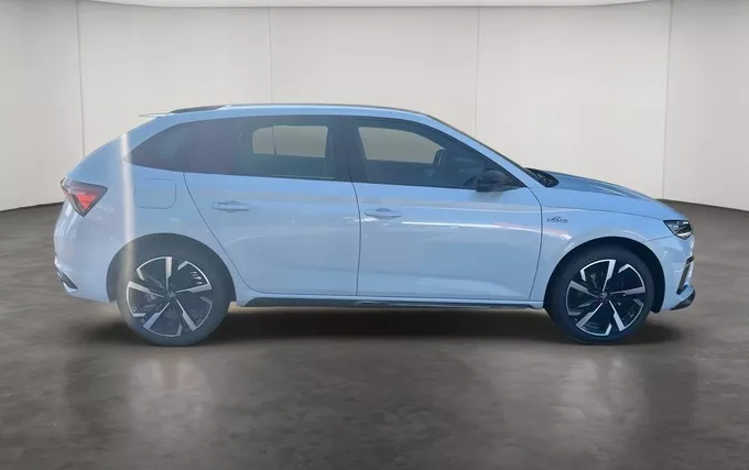 SKODA SCALA 1.0 TSI Evo 2 116 ch DSG7 Monte-Carlo extérieur côté droit 9749