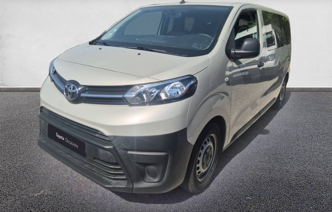 TOYOTA PROACE