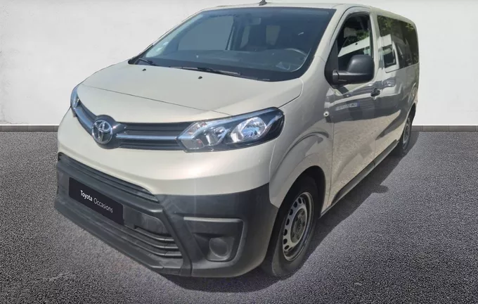 TOYOTA PROACE Verso Medium 120 D-4D BVA8 Dynamic extérieur trois quart avant gauche 1103541