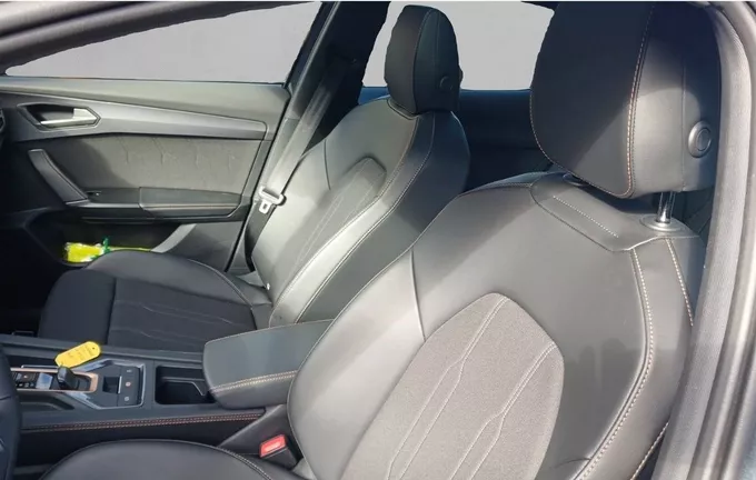 CUPRA FORMENTOR 1.5 eTSI Hybrid 150 ch DSG7 V extérieur trois quart arrière droit 2125316