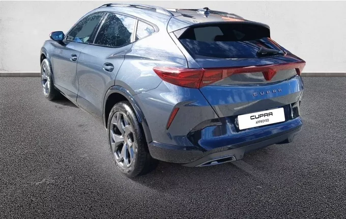 CUPRA FORMENTOR 1.5 eTSI Hybrid 150 ch DSG7 V photo 11 2125316