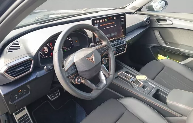 CUPRA FORMENTOR 1.5 eTSI Hybrid 150 ch DSG7 V photo 13 2125316