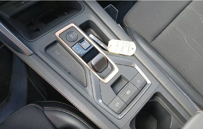 CUPRA FORMENTOR 1.5 eTSI Hybrid 150 ch DSG7 V photo 16 2125316