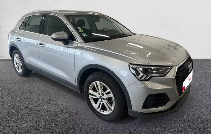 AUDI Q3 35 TDI 150 ch S tronic 7 Quattro Design extérieur trois quart avant droit 2129165