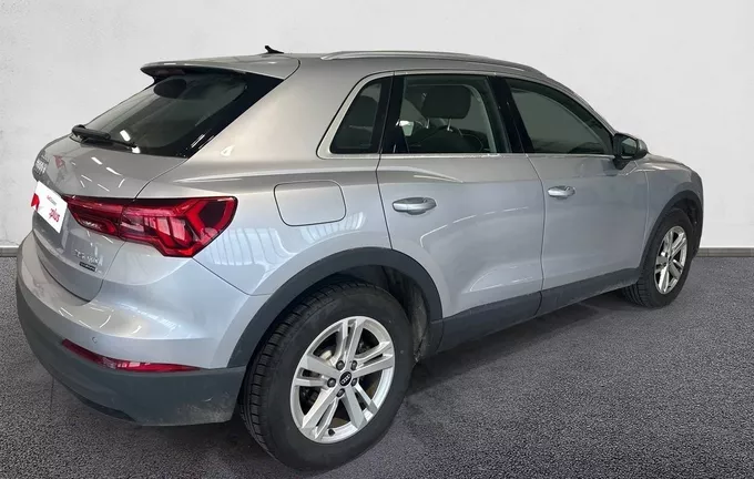 AUDI Q3 35 TDI 150 ch S tronic 7 Quattro Design extérieur trois quart arrière droit 2129165